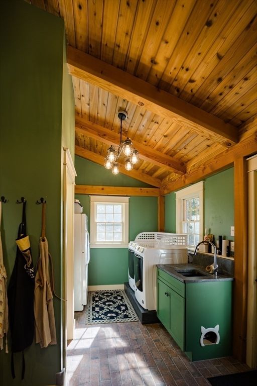 Chandelier, Interior, Washer, Wooden Beams, Wooden Ceilings