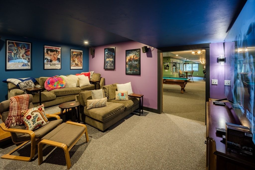 Billiard Table, Game Room, Interior, Living room, Recessed Lighting