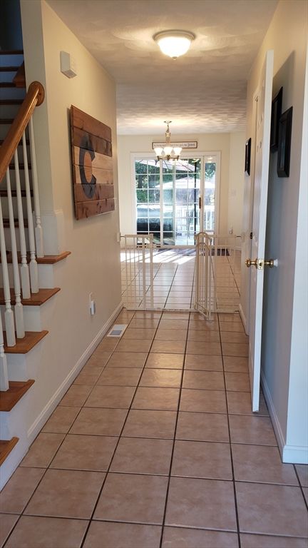 Chandelier, Interior