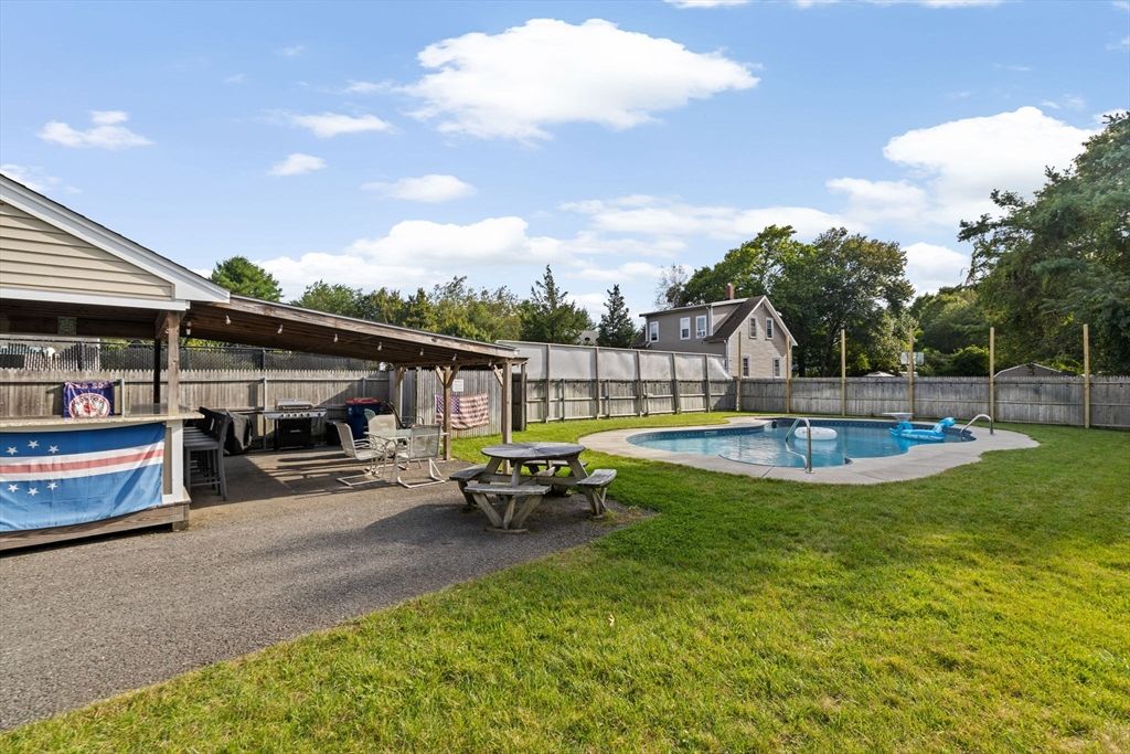 Backyard, Exterior, Pool