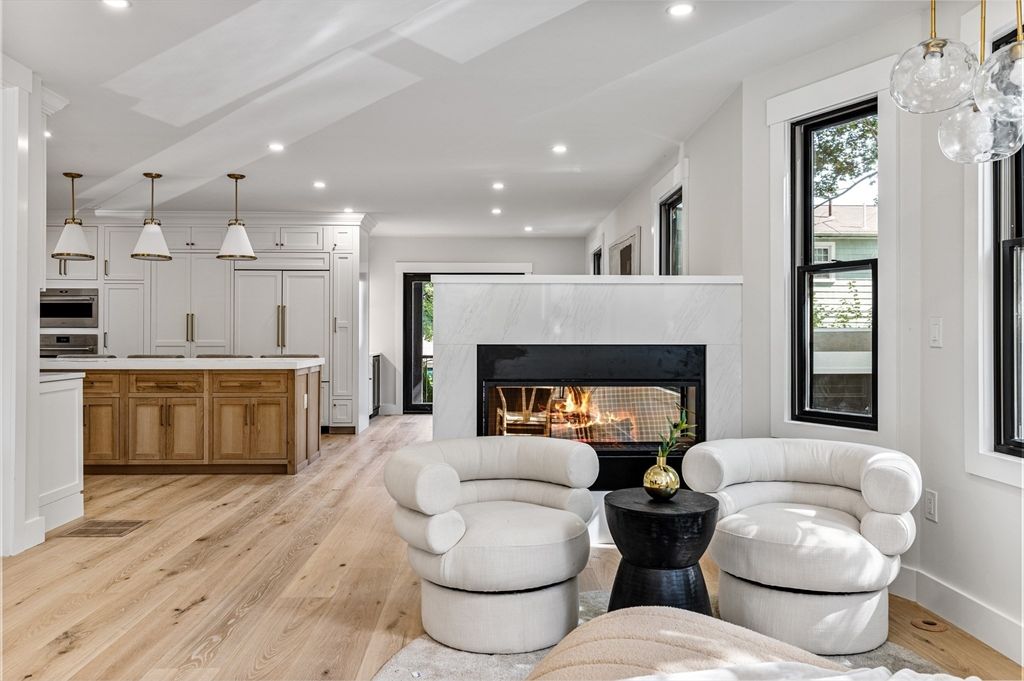 Fireplace, Interior, Kitchen, Pendant Lights, Recessed Lighting, Wood Texture Flooring