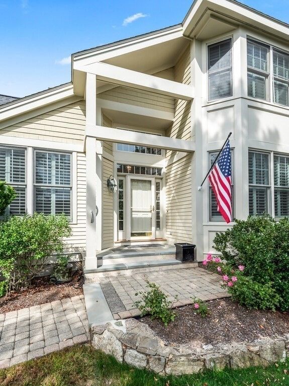 Exterior, Facade, American Craftsman