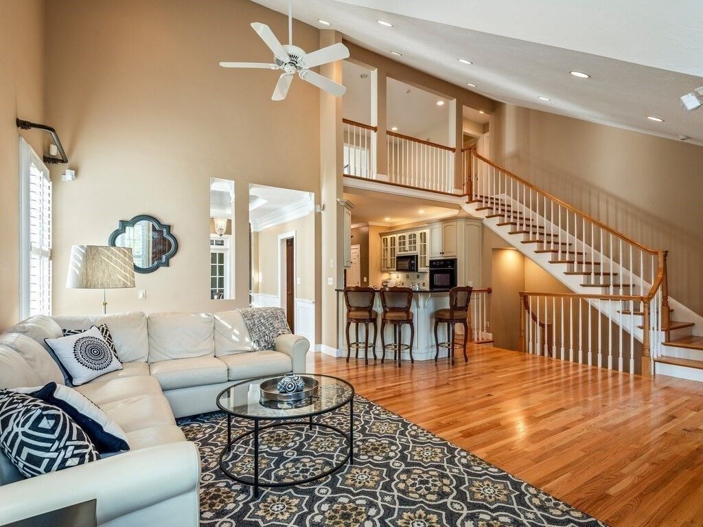 Interior, Kitchen, Living room, Recessed Lighting, Wood Texture Flooring