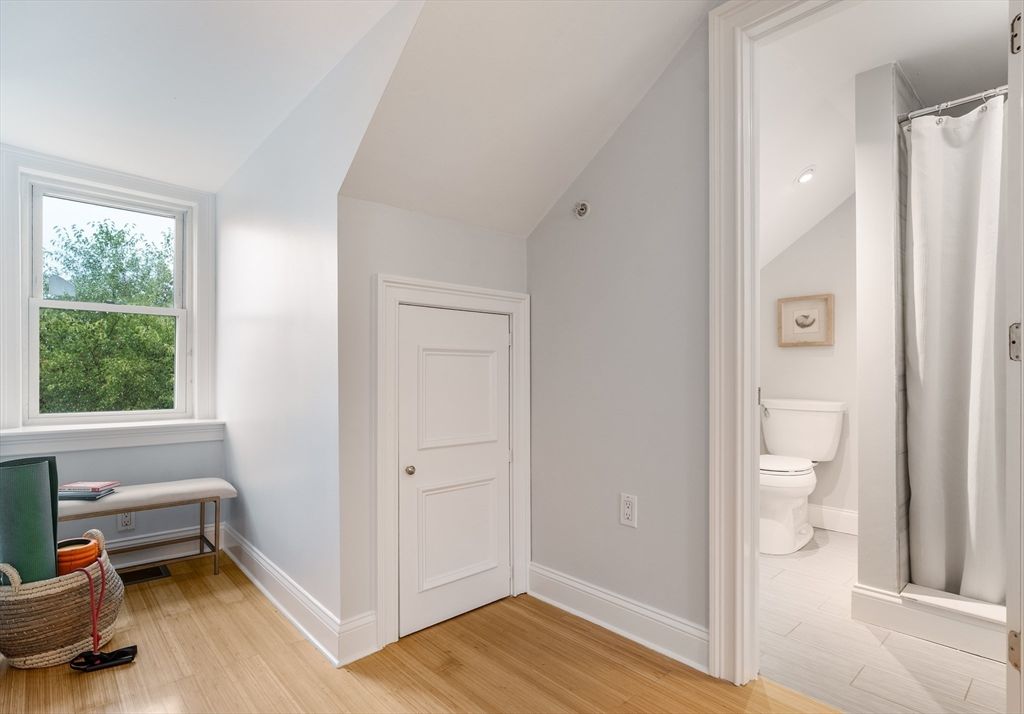 Bathroom, Interior, Recessed Lighting, Wood Texture Flooring