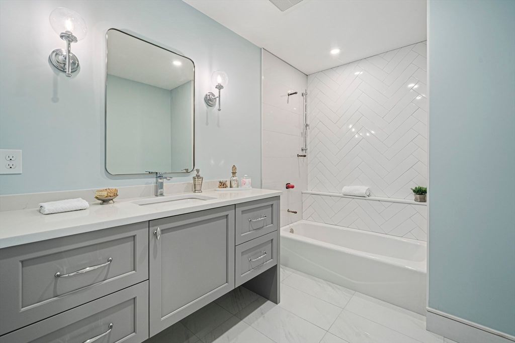 Bathroom, Dual Sink Vanities, Interior, Marble, Recessed Lighting