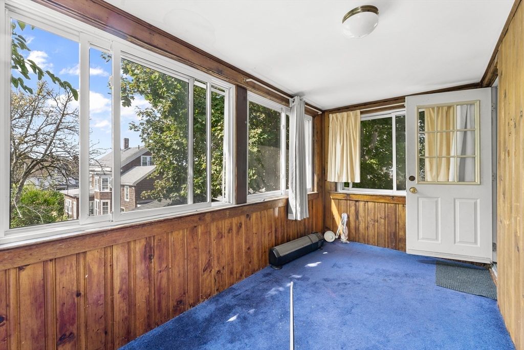 Empty room, Interior, Sun Room