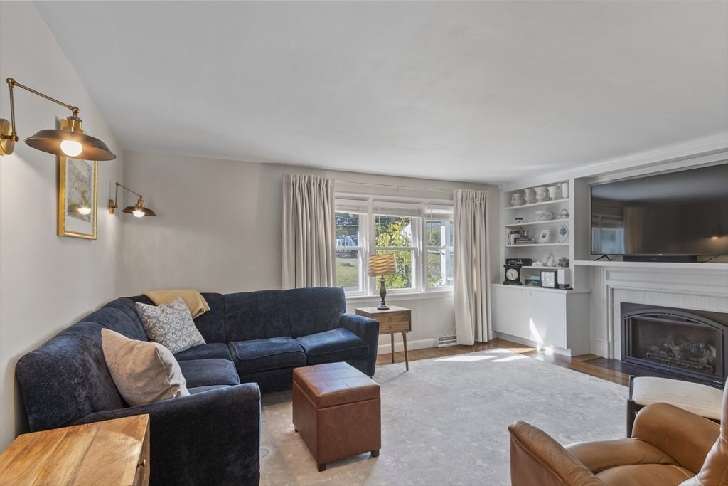 Fireplace, Interior, Living room, Wood Texture Flooring