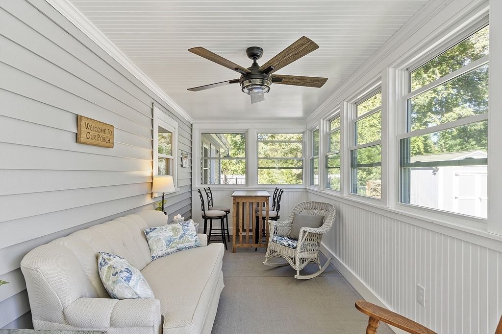 Interior, Living room, Sun Room