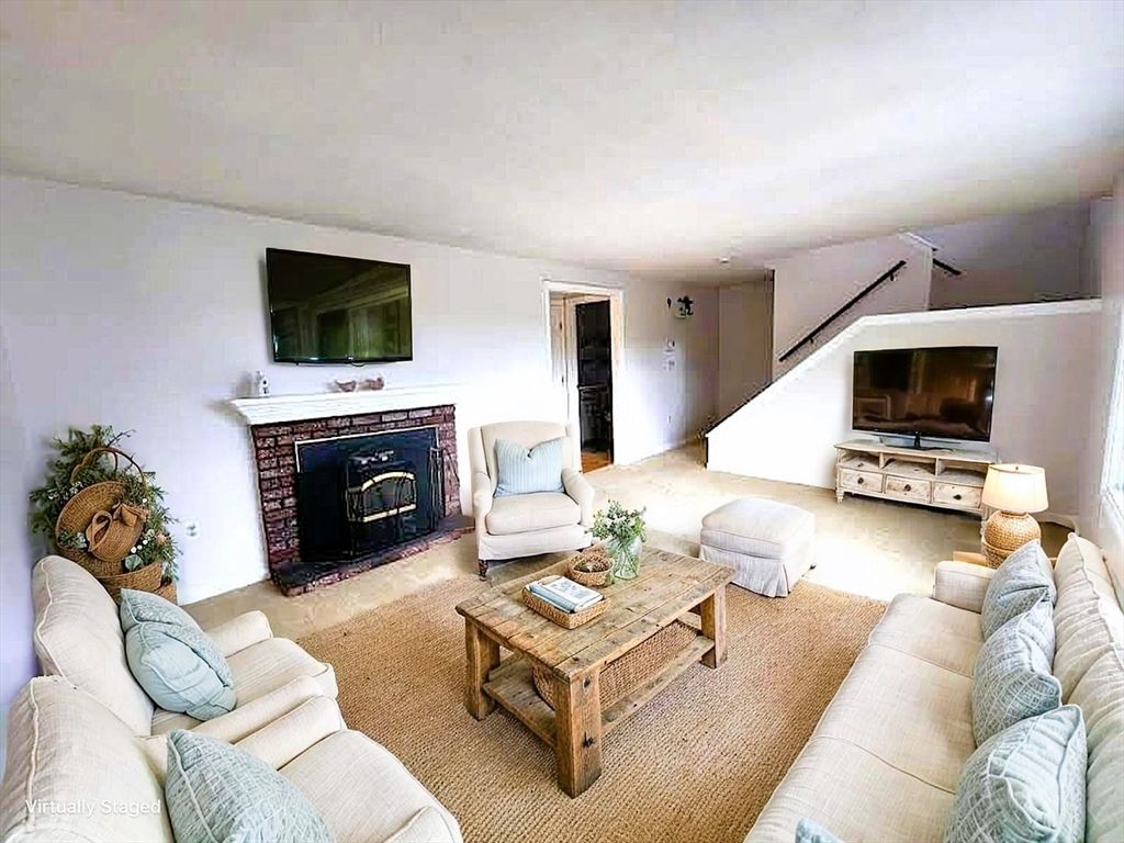 Fireplace, Interior, Living room