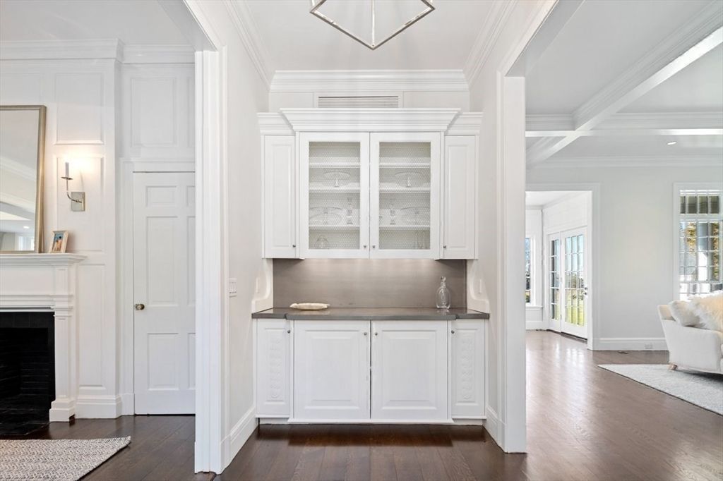 Fireplace, Interior, Pendant Lights, Wood Texture Flooring