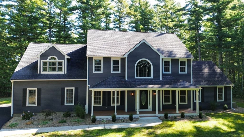 Exterior, Facade, Cape Cod