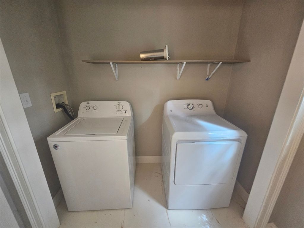 Interior, Utility Closets, Washer