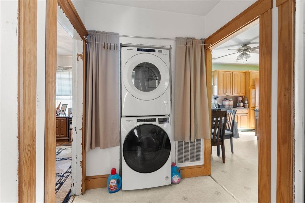 Interior, Utility Closets, Washer