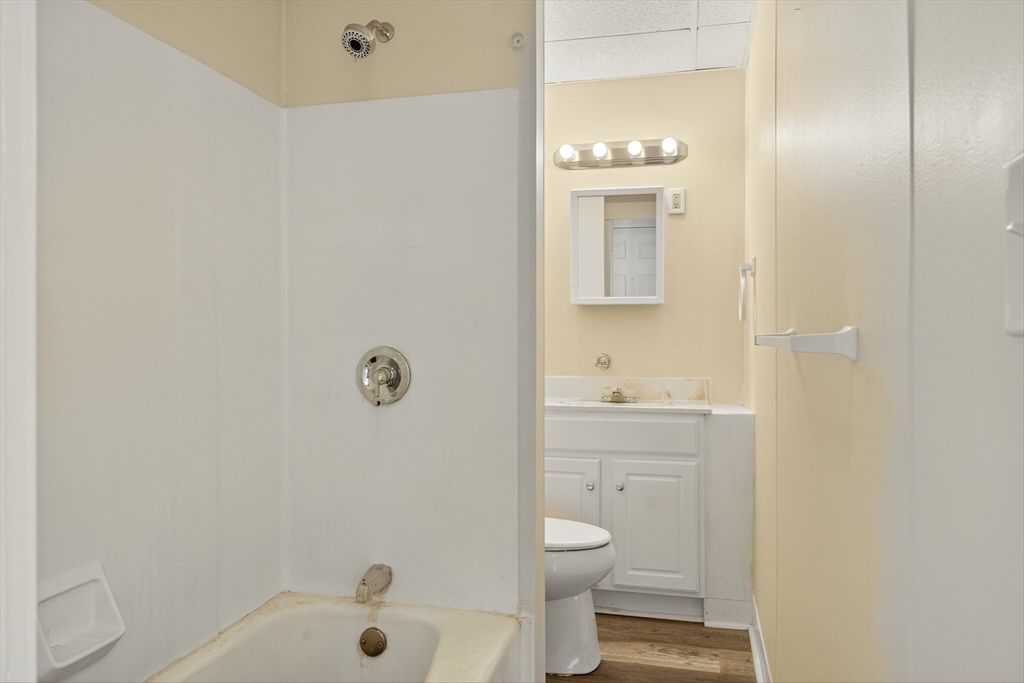 Bathroom, Interior, Wood Texture Flooring