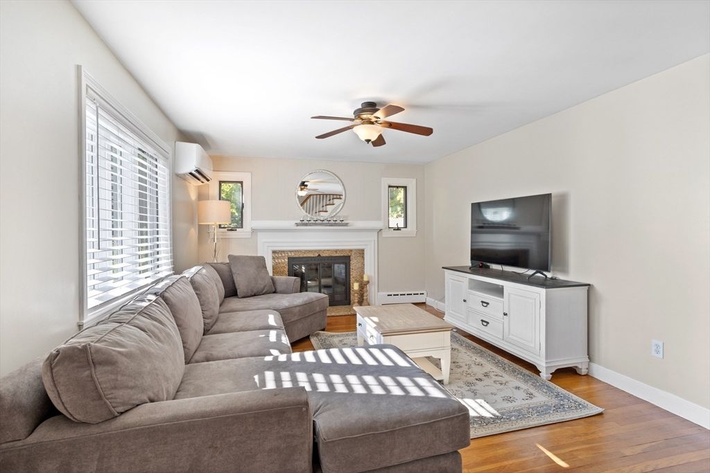 Fireplace, Interior, Living room, Wood Texture Flooring