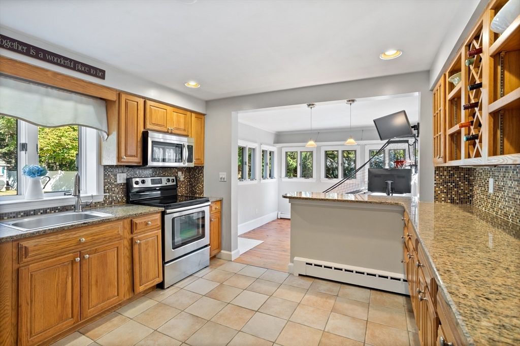 Interior, Kitchen, Pendant Lights, Recessed Lighting, Stainless Steel Appliances