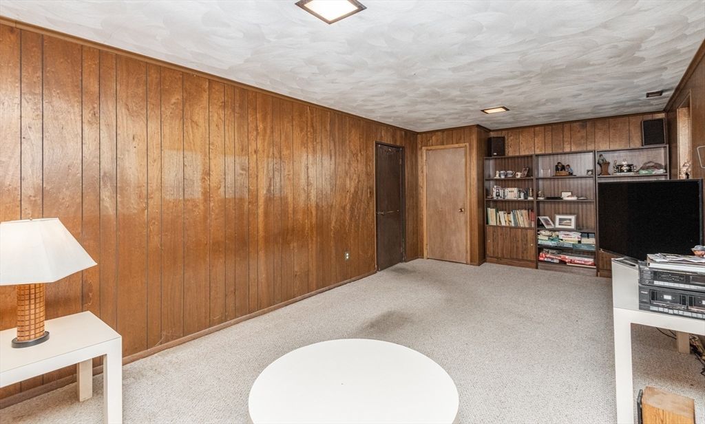 Interior, Recessed Lighting, Wooden Walls