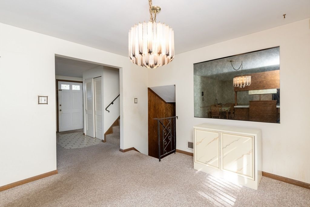 Chandelier, Empty room, Interior