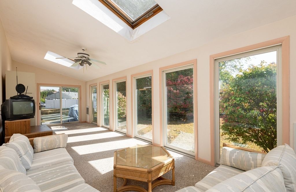 Interior, Living room, Sun Room