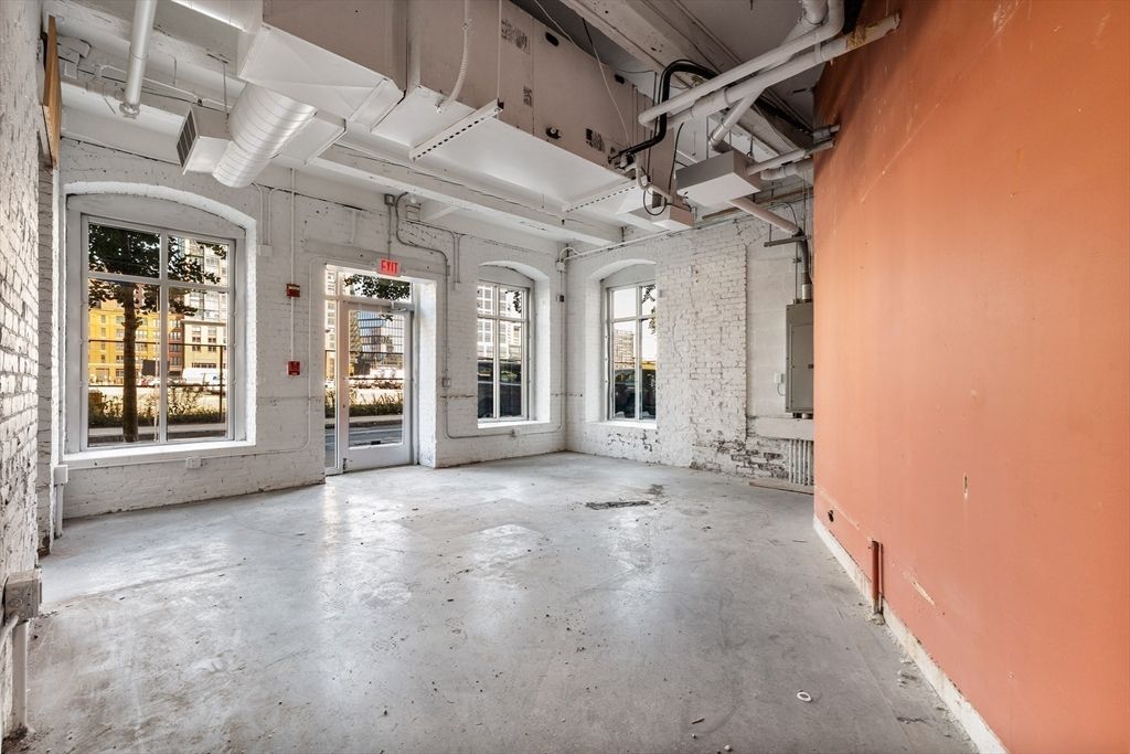 Garage, Interior, Stone Walls