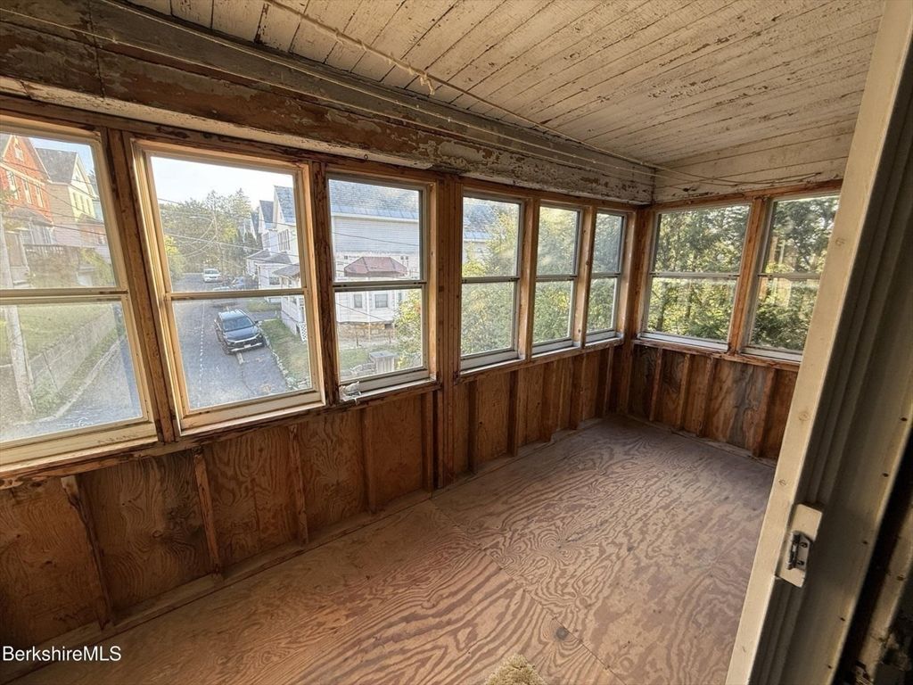 Interior, Sun Room, Wooden Ceilings, Wooden Walls