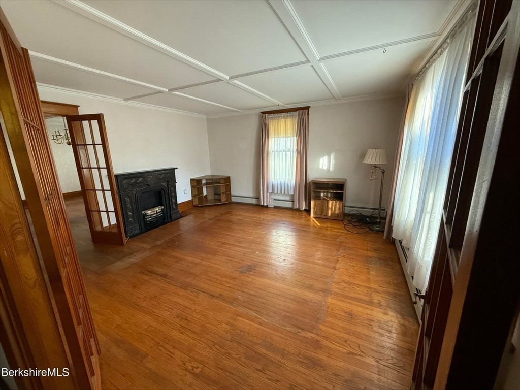 Empty room, Fireplace, Interior, Wood Texture Flooring