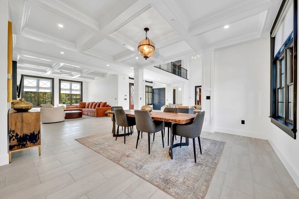 Dining room, Interior, Living room, Pendant Lights, Recessed Lighting