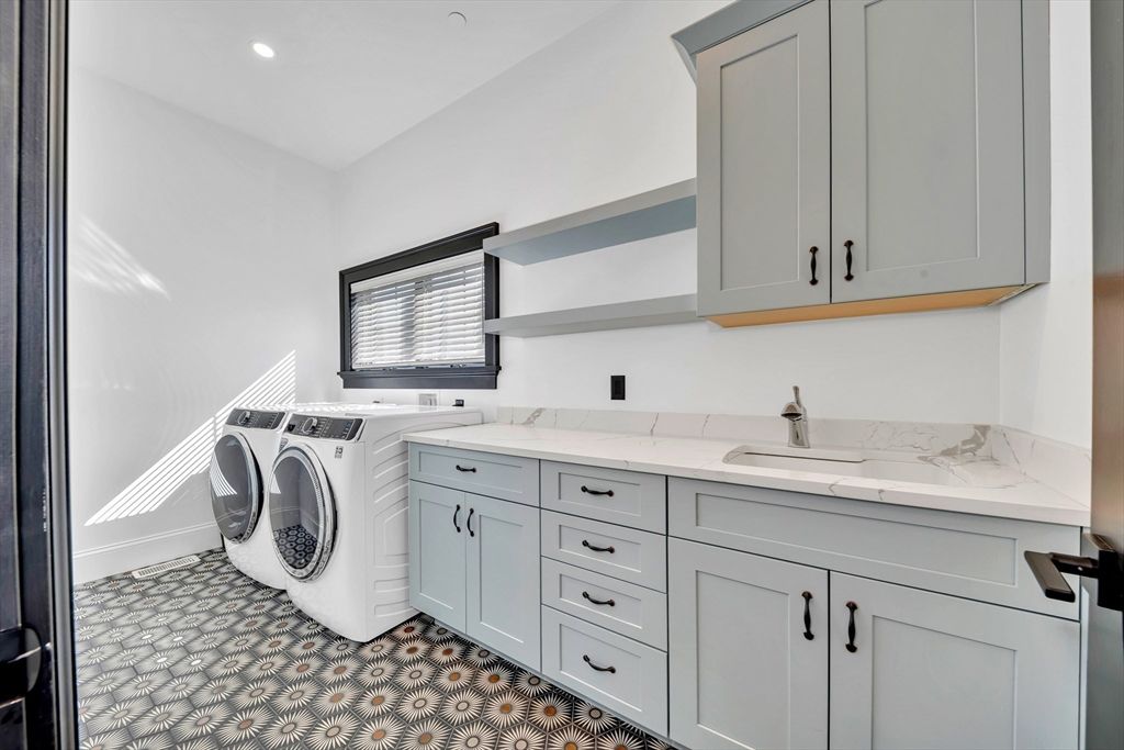 Interior, Recessed Lighting, Washer