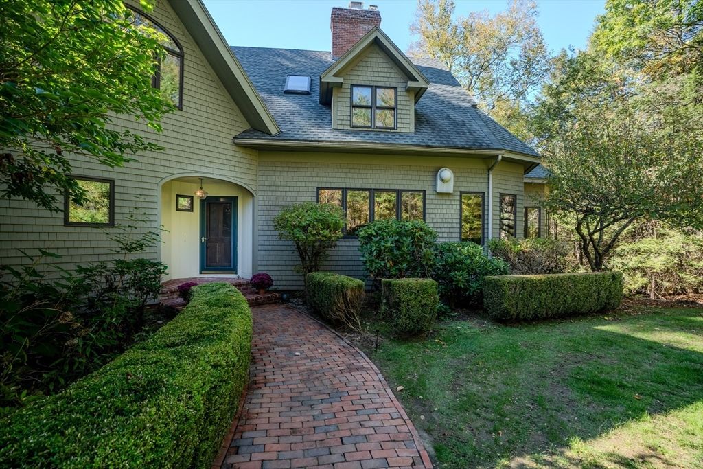 Exterior, Facade, Cape Cod