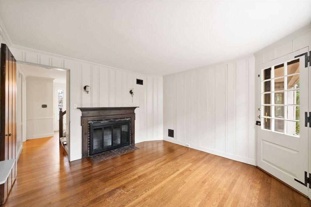 Empty room, Fireplace, Interior, Wood Texture Flooring