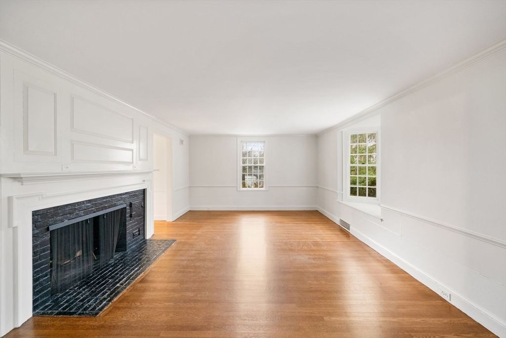 Empty room, Fireplace, Interior, Wood Texture Flooring