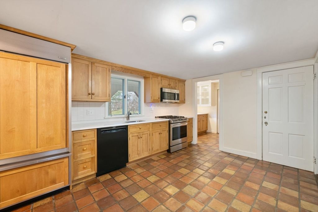 Interior, Kitchen, Stainless Steel Appliances