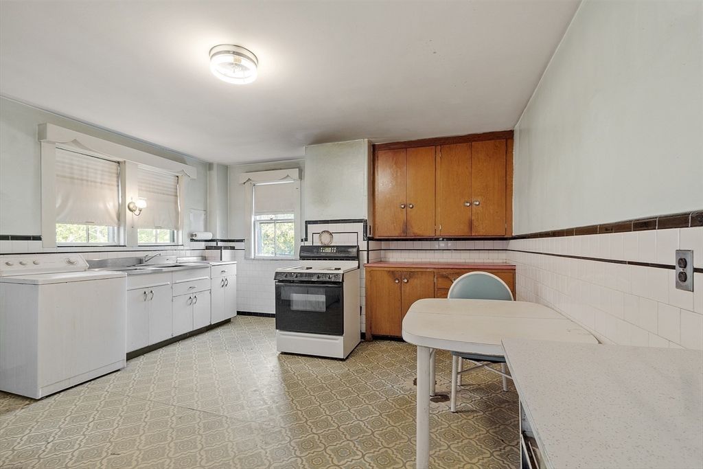 Interior, Kitchen, Washer