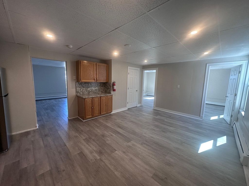 Empty room, Interior, Kitchen, Recessed Lighting, Wood Texture Flooring
