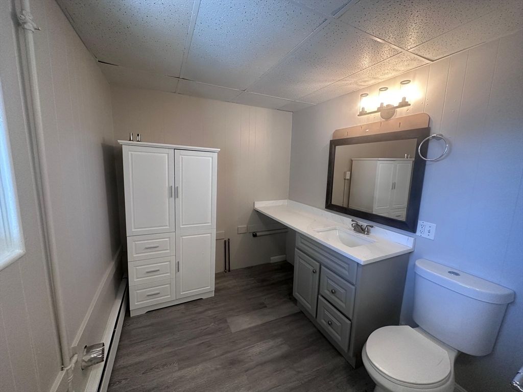 Bathroom, Interior, Wood Texture Flooring