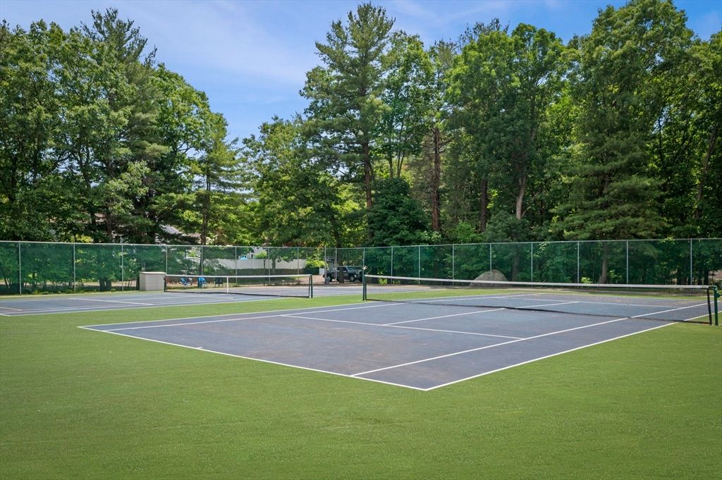 Exterior, Tennis Courts