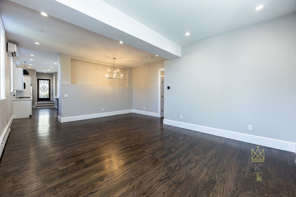 Empty room, Interior, Pendant Lights, Recessed Lighting, Wood Texture Flooring