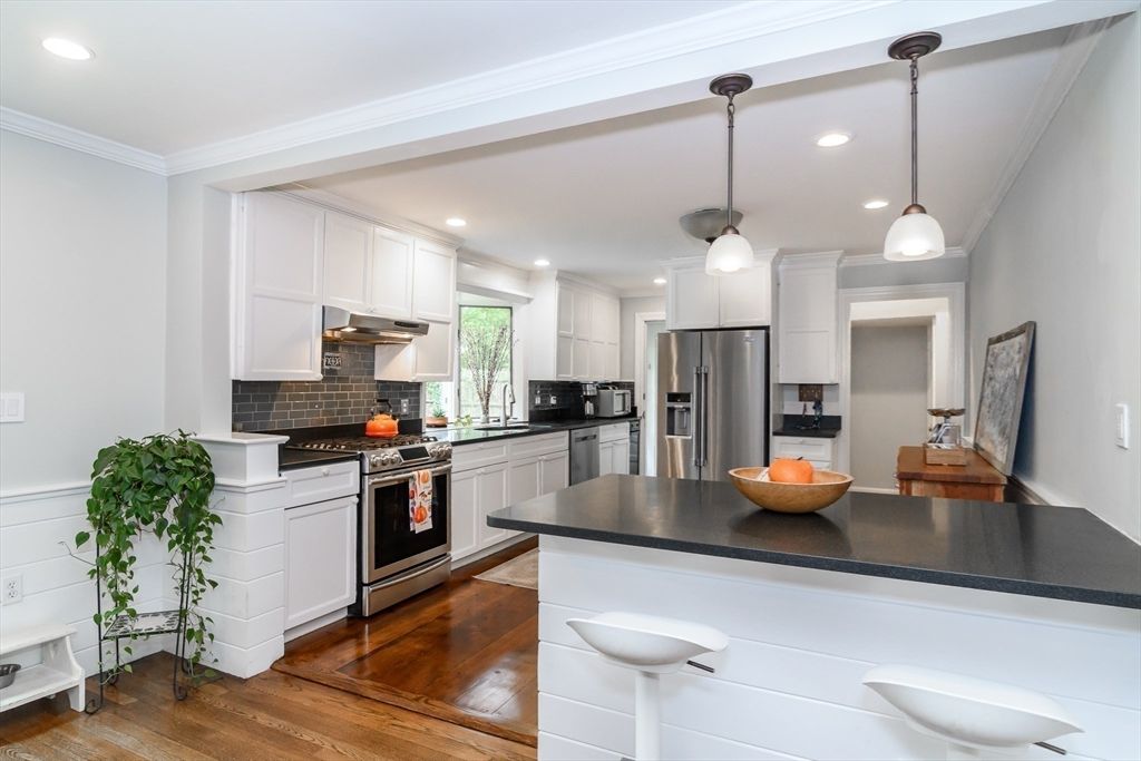 Interior, Kitchen, Pendant Lights, Recessed Lighting, Stainless Steel Appliances, Wood Texture Flooring