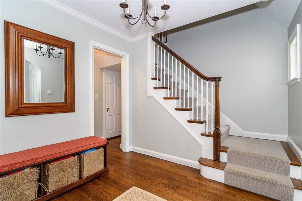 Chandelier, Interior, Wood Texture Flooring