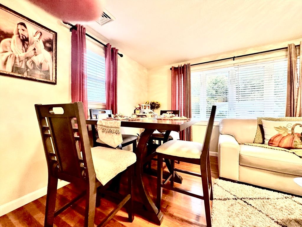 Dining room, Interior, Wood Texture Flooring