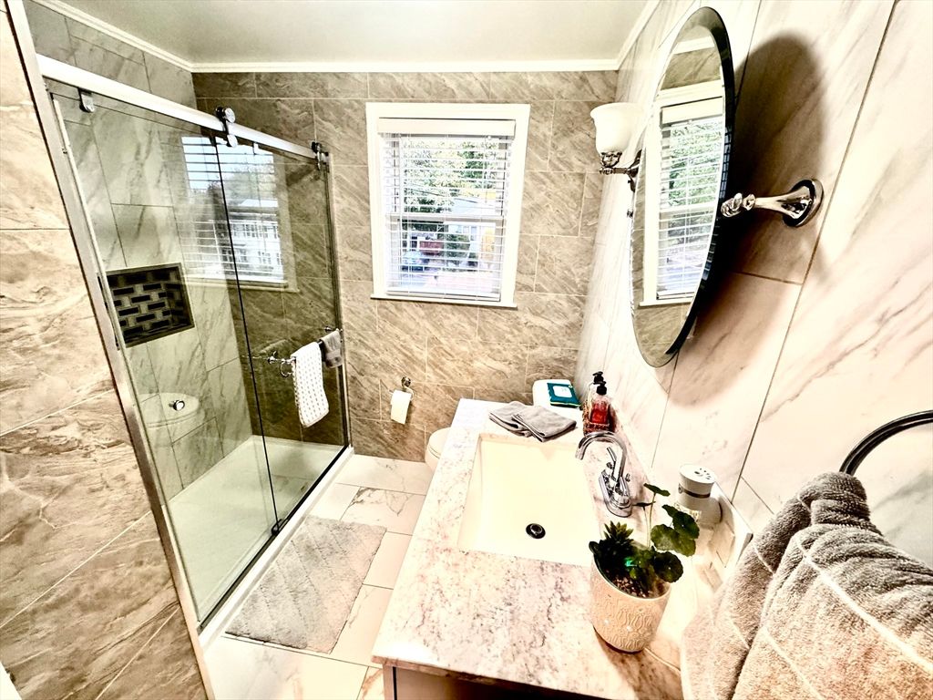 Bathroom, Glass Shower, Interior