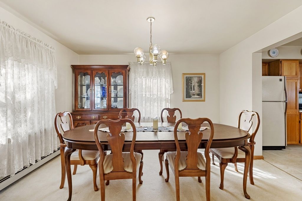 Chandelier, Dining room, Interior, Kitchen, Pendant Lights
