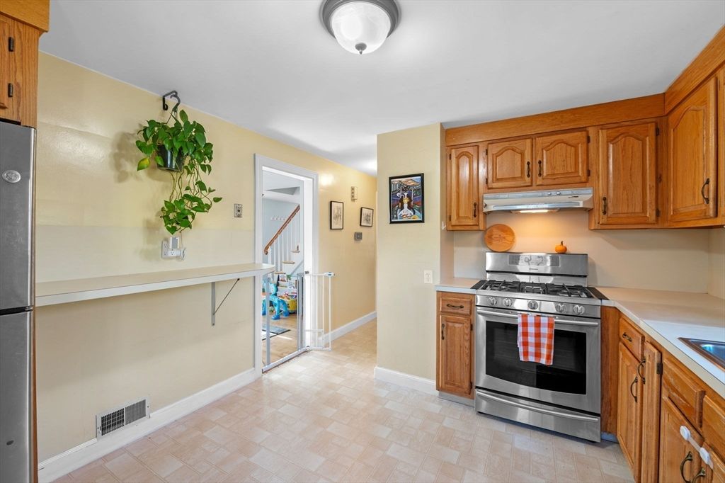 Interior, Kitchen, Stainless Steel Appliances