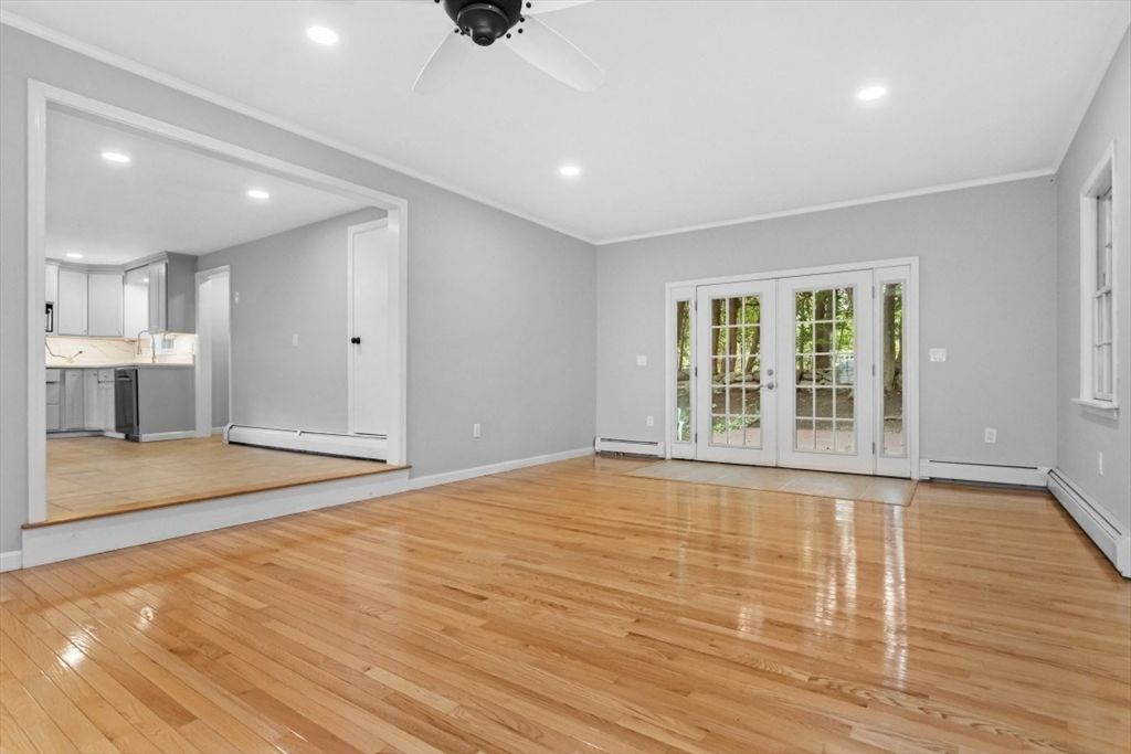 Empty room, Interior, Kitchen, Recessed Lighting, Wood Texture Flooring
