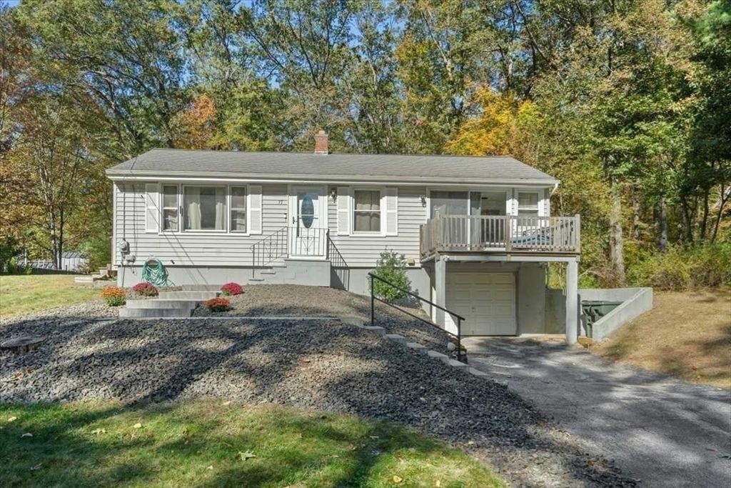 Attached, Backyard, Exterior, Facade, Cape Cod