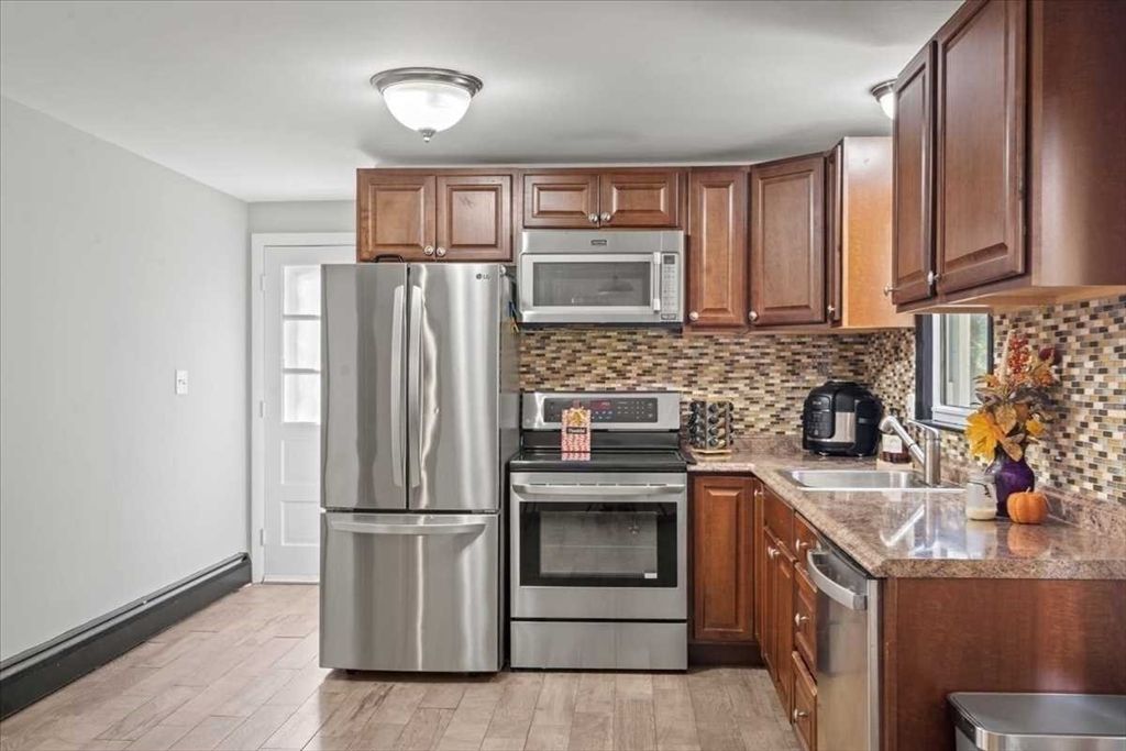 Interior, Kitchen, Stainless Steel Appliances, Wood Texture Flooring