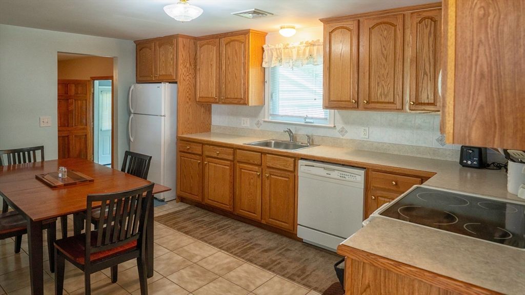 Dining room, Interior, Kitchen