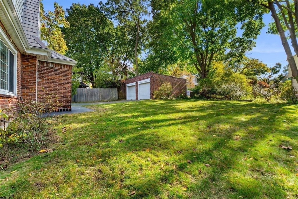 Backyard, Detached Garage, Exterior