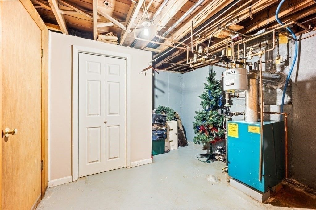 Interior, Wooden Beams