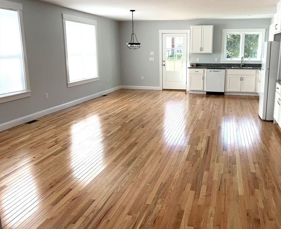 Empty room, Interior, Kitchen, Pendant Lights, Wood Texture Flooring